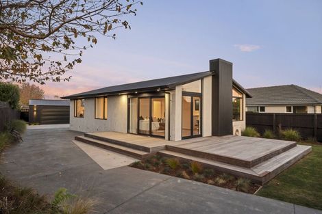 Photo of property in 248 Grimseys Road, Redwood, Christchurch, 8051