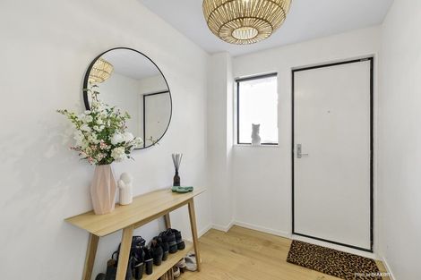Photo of property in 14/104u Maupuia Road, Maupuia, Wellington, 6022