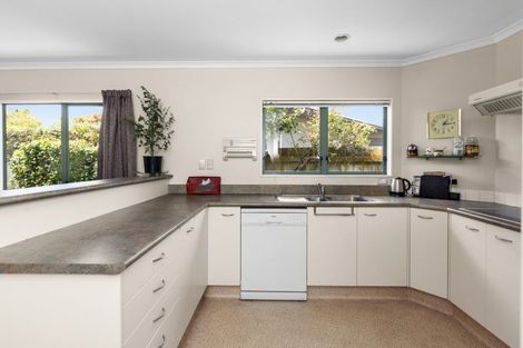 Photo of property in 67a Church Road, Taradale, Napier, 4112