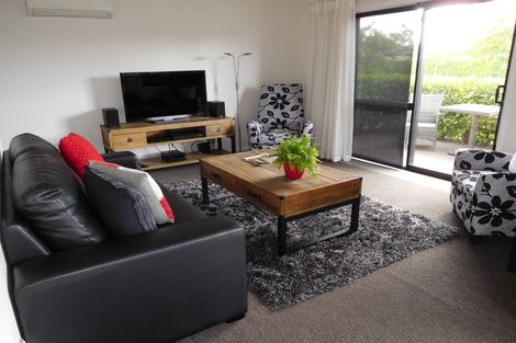 Photo of property in 8 Isobel Hodgson Drive, Cambridge, 3434