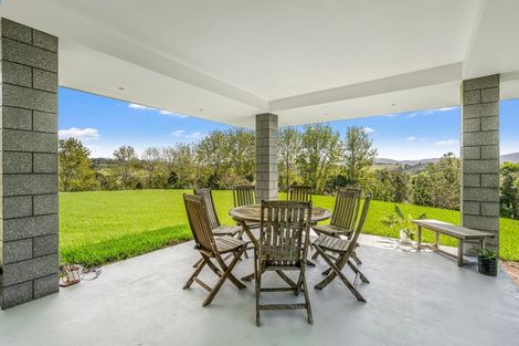 Photo of property in 2342 Cove Road, Mangawhai, Kaiwaka, 0573