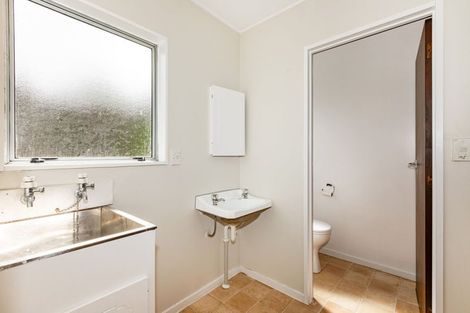 Photo of property in 17 Sombrero View, Ascot Park, Porirua, 5024