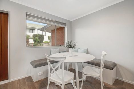 Photo of property in 9 Jean Place, Stanmore Bay, Whangaparaoa, 0932