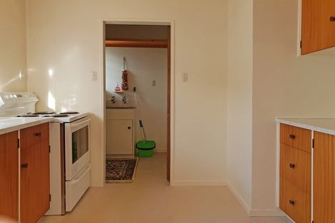 Photo of property in 2/2 Gloucester Street, Taradale, Napier, 4112