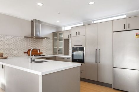 Photo of property in 266 Lyttelton Street, Spreydon, Christchurch, 8024