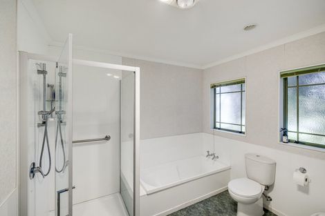 Photo of property in 6 Jacaranda Place, Greenmeadows, Napier, 4112
