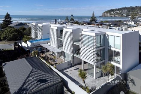 Photo of property in 2/22 Esplanade, Sumner, Christchurch, 8081