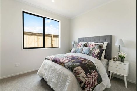 Photo of property in 47 Rorotu Avenue, Karaka, 2113