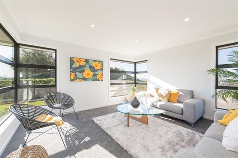 Photo of property in 43 Katania Heights, Brightwater, 7022