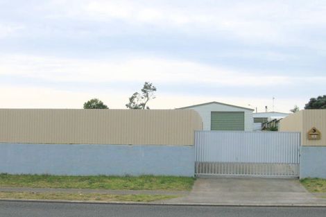 Photo of property in 141 Mayfair Avenue, Whangamata, 3620