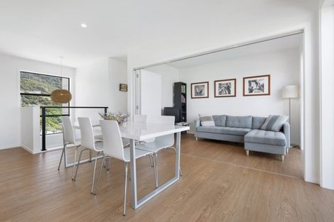 Photo of property in 99 Downing Street, Crofton Downs, Wellington, 6035