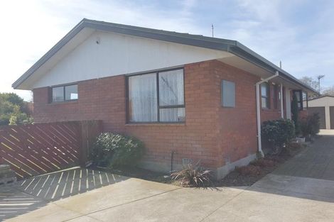 Photo of property in 8 Raymond Road, Bromley, Christchurch, 8062