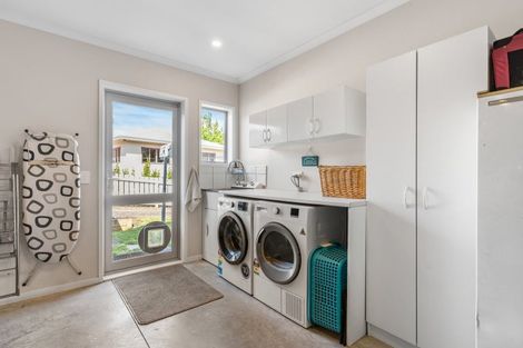 Photo of property in 123 Durrant Drive, Whangamata, 3620