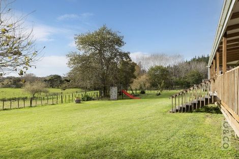 Photo of property in 293 Ararimu Valley Road, Helensville, Waimauku, 0882