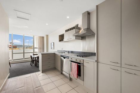 Photo of property in Stadium Garden Flats, 212/107 Thorndon Quay, Pipitea, Wellington, 6011