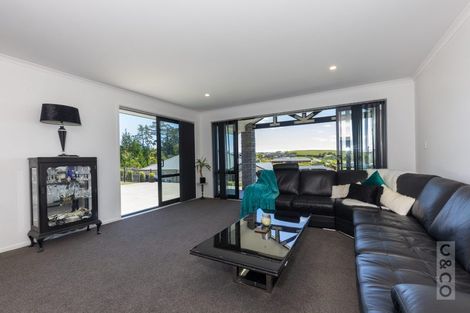 Photo of property in 104 Solan Drive, Waimauku, 0812