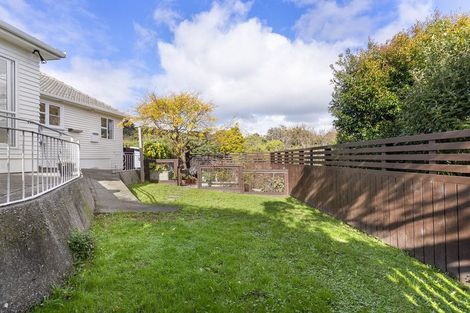 Photo of property in 21 Cecil Road, Tawa, Wellington, 5028