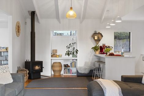 Photo of property in 52r Panorama Drive, Welcome Bay, Tauranga, 3175