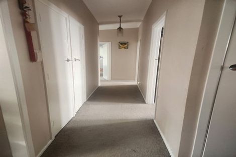 Photo of property in 80 Tiraumea Drive, Pakuranga, Auckland, 2010