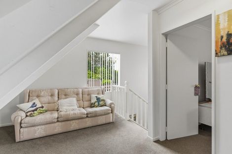 Photo of property in 11 Oakwood Grove, Paraparaumu Beach, Paraparaumu, 5032