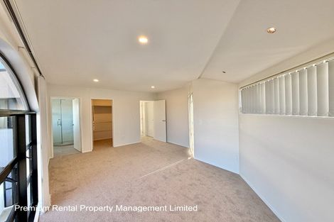 Photo of property in 12 Westergrove Place, West Harbour, Auckland, 0618