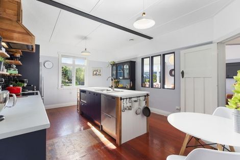 Photo of property in 38 Severn Street, Island Bay, Wellington, 6023
