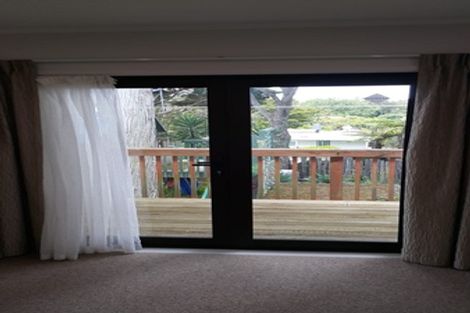 Photo of property in 18 Stanaway Street, Hillcrest, Auckland, 0627