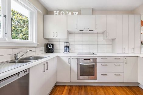 Photo of property in 4 Hudson Street, Bryndwr, Christchurch, 8053