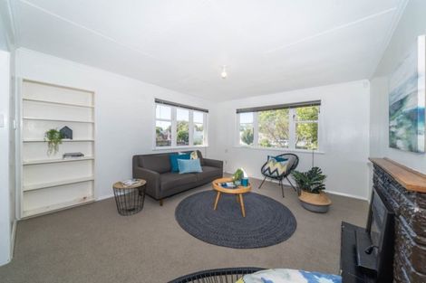 Photo of property in 166 Highbury Avenue, Highbury, Palmerston North, 4412