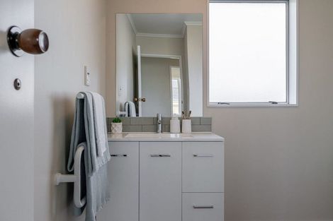 Photo of property in 49 Acacia Street, Kelvin Grove, Palmerston North, 4414