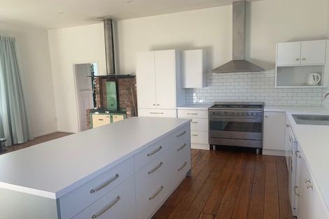 Photo of property in 38 Peel Street, Westport, 7825