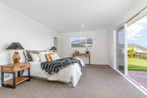 Photo of property in 5 Frontiere Lane, Silverdale, 0932
