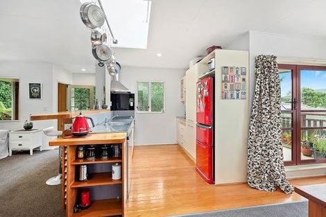 Photo of property in 8a Cullen Place, Tawa, Wellington, 5028