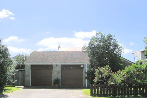 Photo of property in 25 Motiti Road, Papamoa Beach, Papamoa, 3118