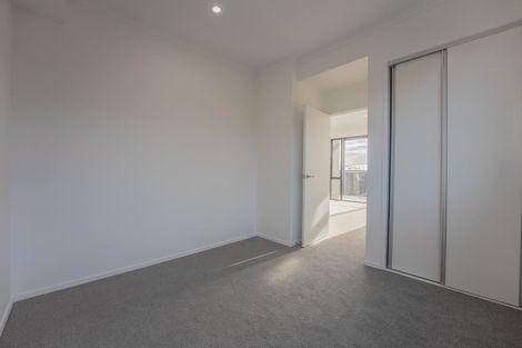 Photo of property in 17/1 Scott Road, Hobsonville, Auckland, 0616