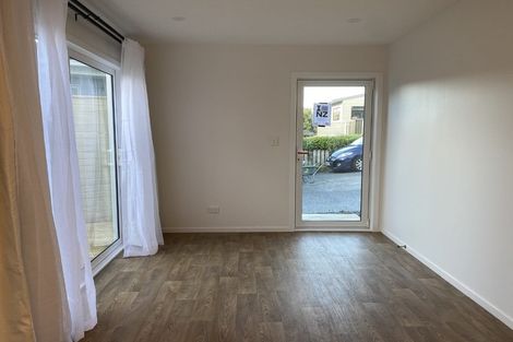 Photo of property in 8a Moera Place, Stanmore Bay, Whangaparaoa, 0932