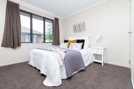 Photo of property in 108u2 Old Farm Road, Hamilton East, Hamilton, 3216