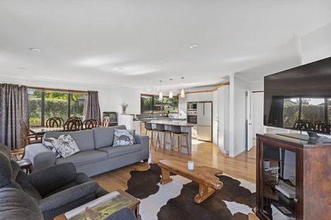 Photo of property in 16 Portobello Way, Huntington, Hamilton, 3210