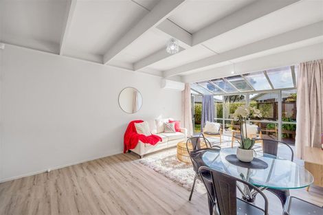 Photo of property in 2/39 Rathgar Road, Henderson, Auckland, 0610