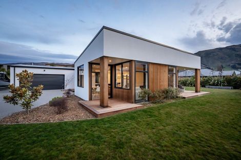 Photo of property in 3a Maggies Way, Wanaka, 9305