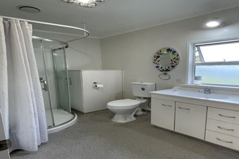 Photo of property in 68 Broderick Road, Johnsonville, Wellington, 6037