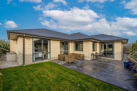 Photo of property in 21 Fernham Way, Rolleston, 7615