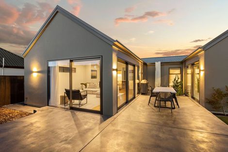 Photo of property in 32 Walter Case Drive, Harewood, Christchurch, 8051