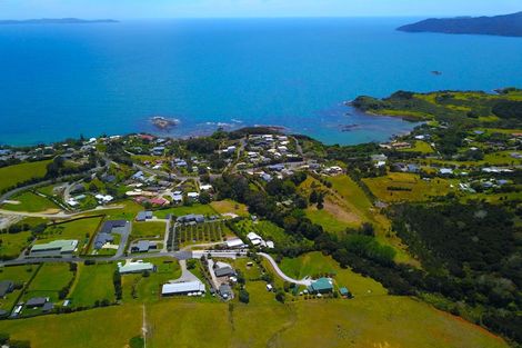 Photo of property in 11 Ocean View Road, Cable Bay, 0420