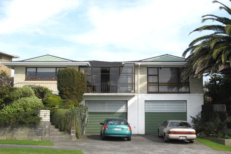 Photo of property in 22 Darwin Crescent, Spotswood, New Plymouth, 4310