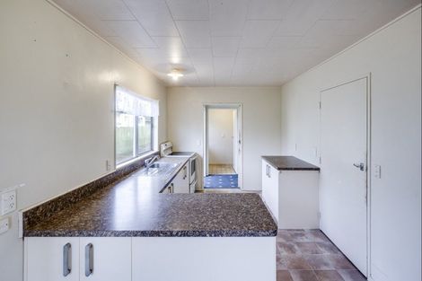 Photo of property in 2 Lander Place, Flaxmere, Hastings, 4120