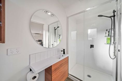 Photo of property in 5 Cornwall Road, Lyttelton, 8082