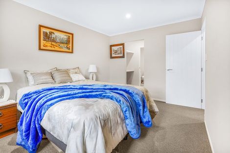 Photo of property in 32u3 Rutherford Street, Chedworth, Hamilton, 3210
