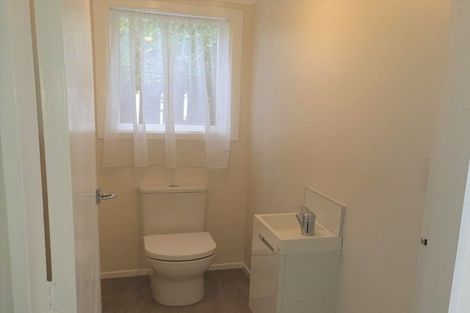 Photo of property in 87-87a Freyberg Street, Lyall Bay, Wellington, 6022