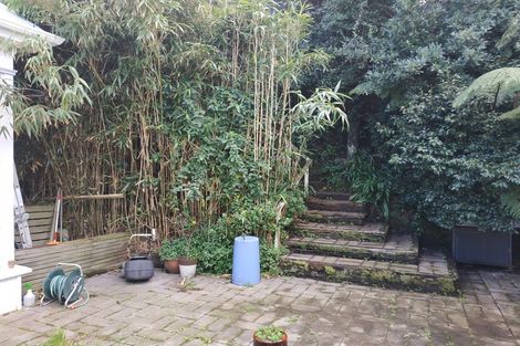 Photo of property in 133 Eden Street, Island Bay, Wellington, 6023